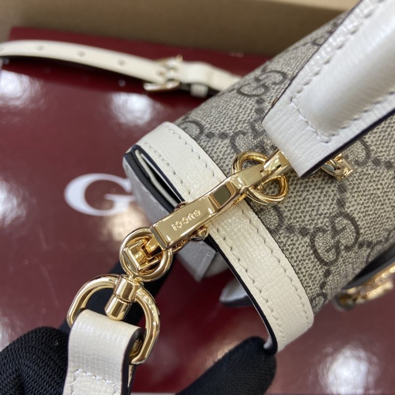 Gvc*1 horsebit bags